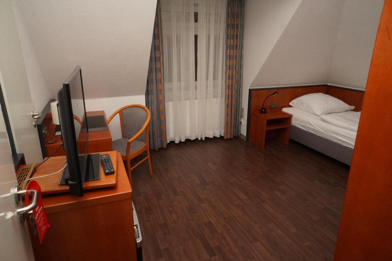 Hotel Birkenwerder Esterno foto